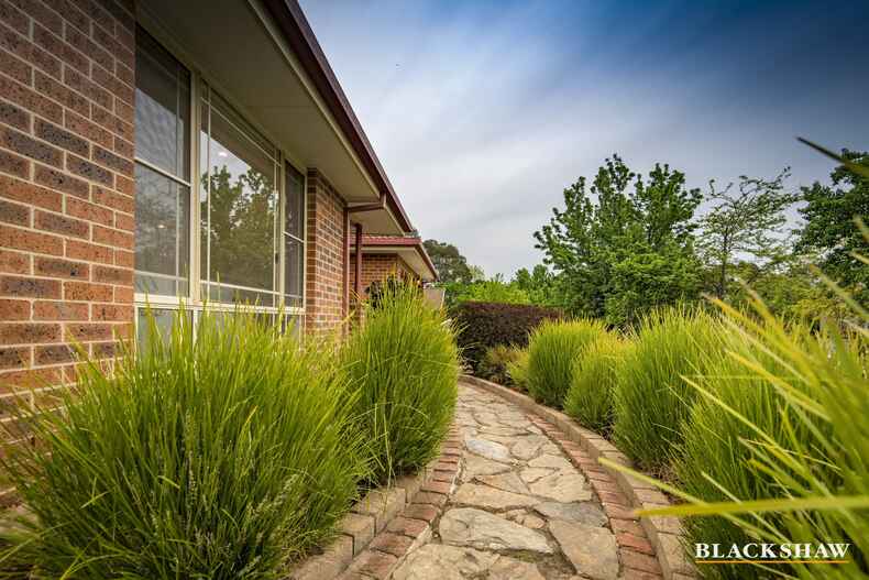 5 Clara Close Amaroo 5 Clara Close Amaroo