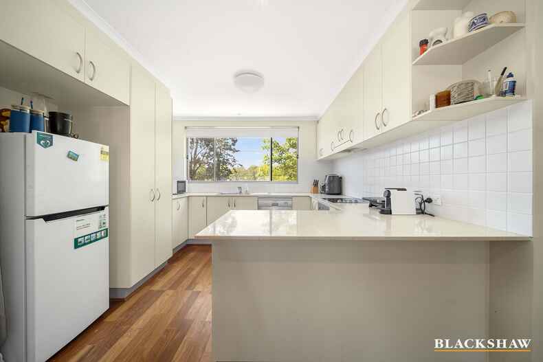 4/10 Coolac Place Braddon