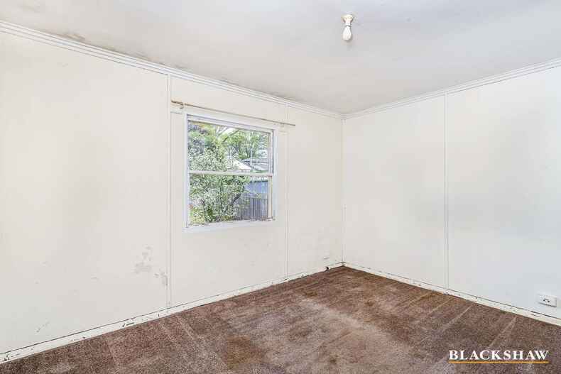 59 Novar Street Yarralumla 59 Novar Street Yarralumla