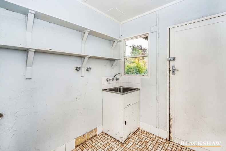 59 Novar Street Yarralumla 59 Novar Street Yarralumla