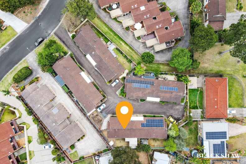 6/4 Eric Fenning Drive Surf Beach