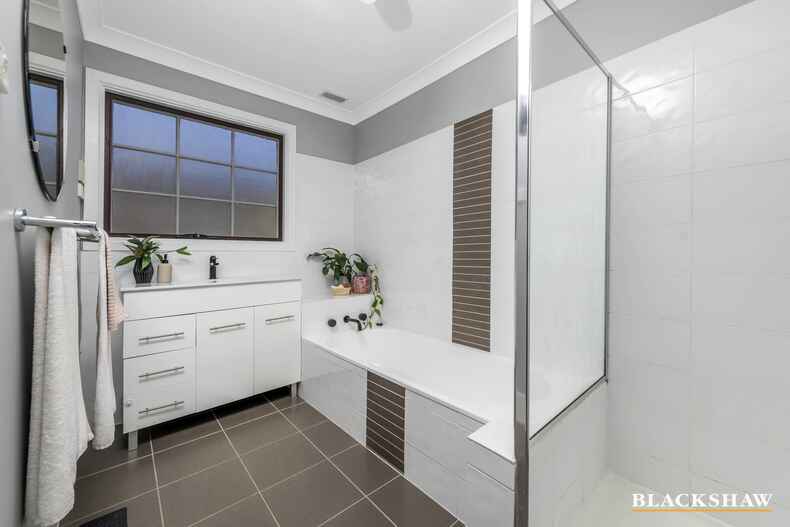 12 Kruse Place Melba 12 Kruse Place Melba