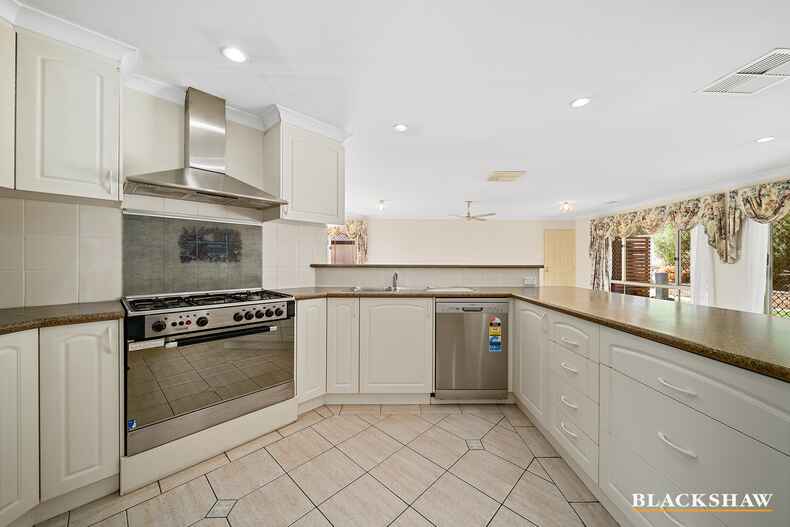 9 Bottlebrush Place Jerrabomberra