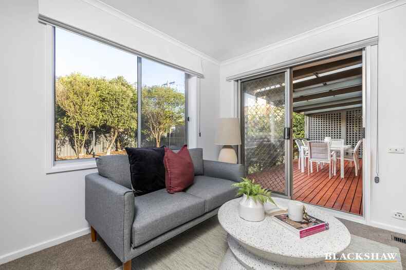 8 Mackinolty Street Scullin 8 Mackinolty Street Scullin