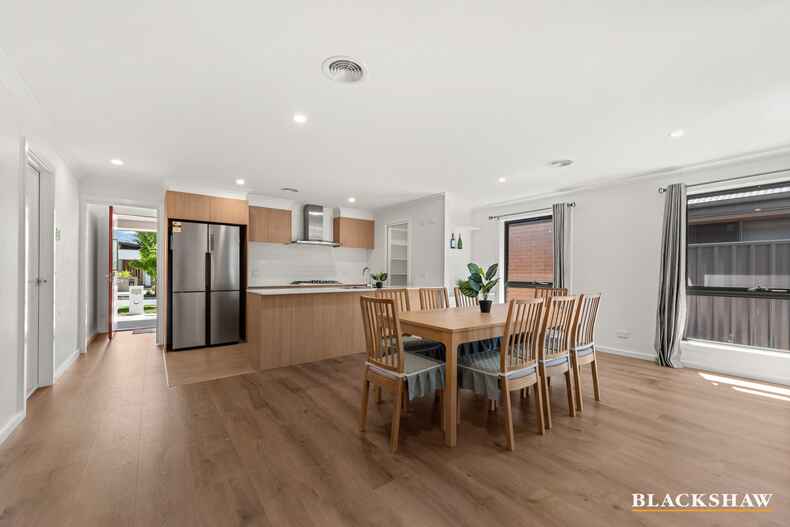 24 Lorraway Street Holt 24 Lorraway Street Holt