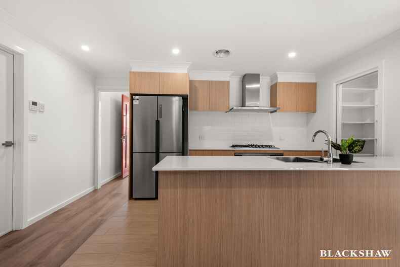 24 Lorraway Street Holt 24 Lorraway Street Holt