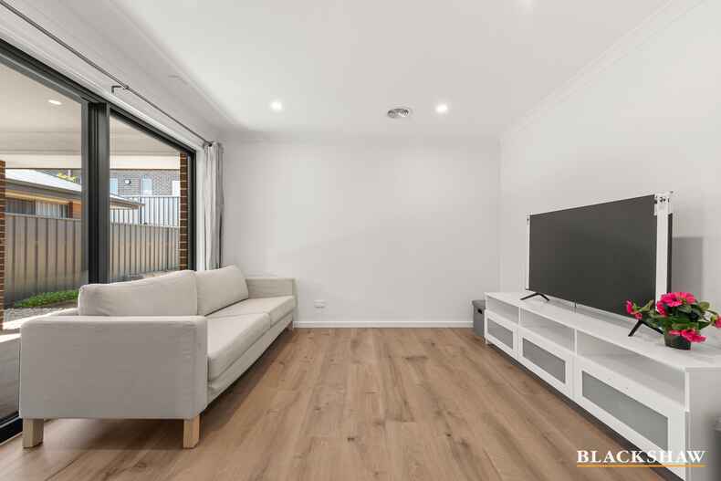 24 Lorraway Street Holt 24 Lorraway Street Holt