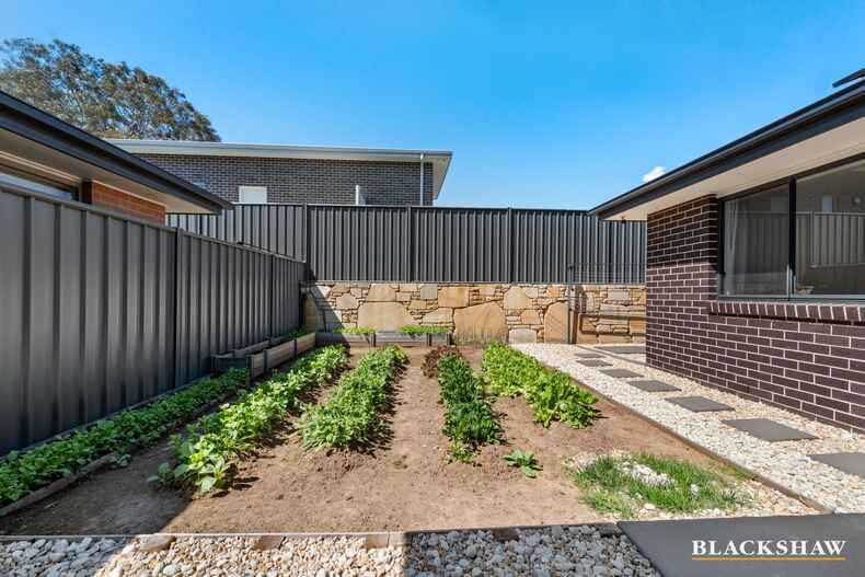 24 Lorraway Street Holt 24 Lorraway Street Holt