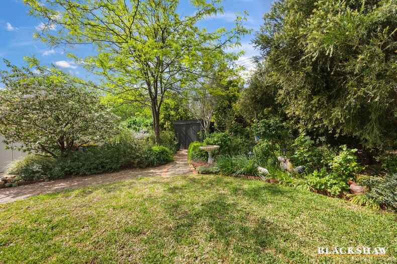 21 Aurora Close Mawson