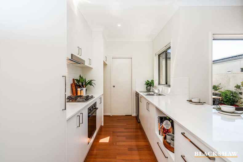 16/23 Renouf Street Casey 16/23 Renouf Street Casey