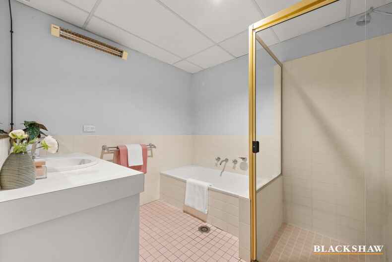 15/4 Tench Street Kingston 15/4 Tench Street Kingston