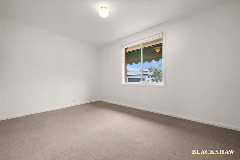 8 Michael Parade Karabar