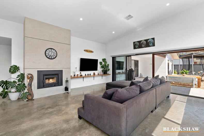 22 Woolabar Drive Broulee 22 Woolabar Drive Broulee