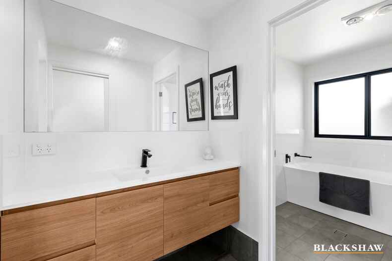 22 Woolabar Drive Broulee 22 Woolabar Drive Broulee