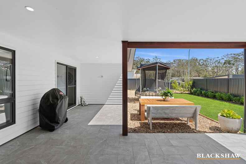 22 Woolabar Drive Broulee 22 Woolabar Drive Broulee