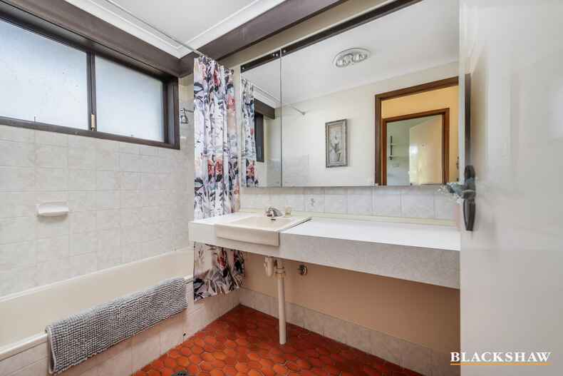 8 Mowle Place Weetangera 8 Mowle Place Weetangera