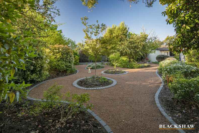 8 Mowle Place Weetangera 8 Mowle Place Weetangera