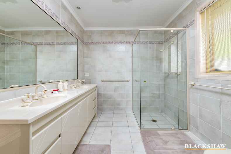 9 Arthaldo Court Nicholls 9 Arthaldo Court Nicholls