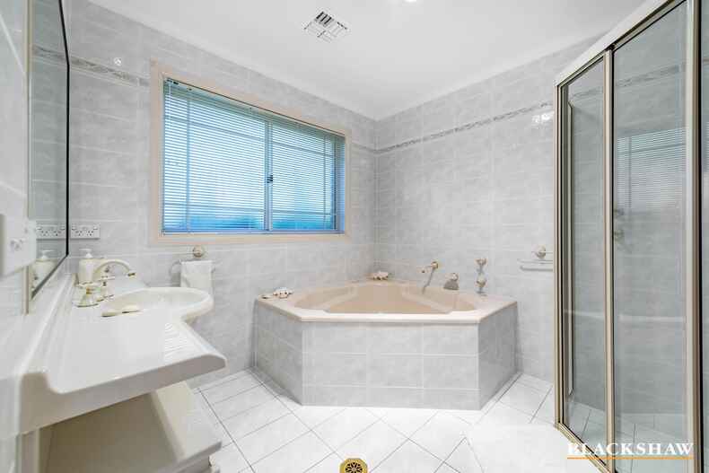 9 Arthaldo Court Nicholls 9 Arthaldo Court Nicholls