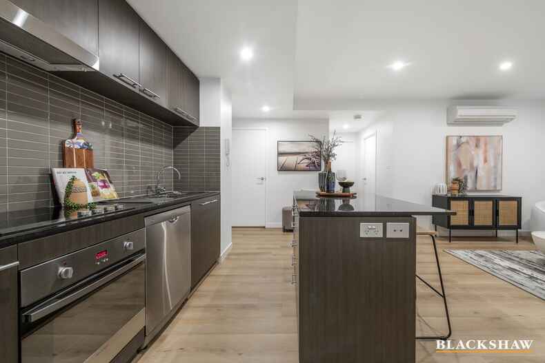 74/64 College Street Belconnen