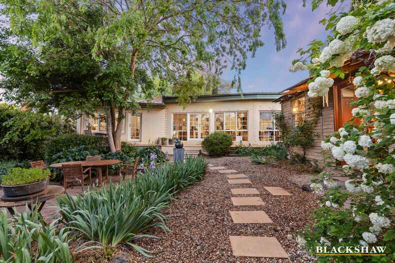 12 Hovell Street Griffith 12 Hovell Street Griffith