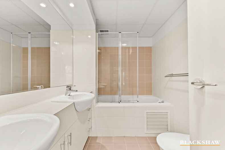 1/2 Eldridge Crescent Garran