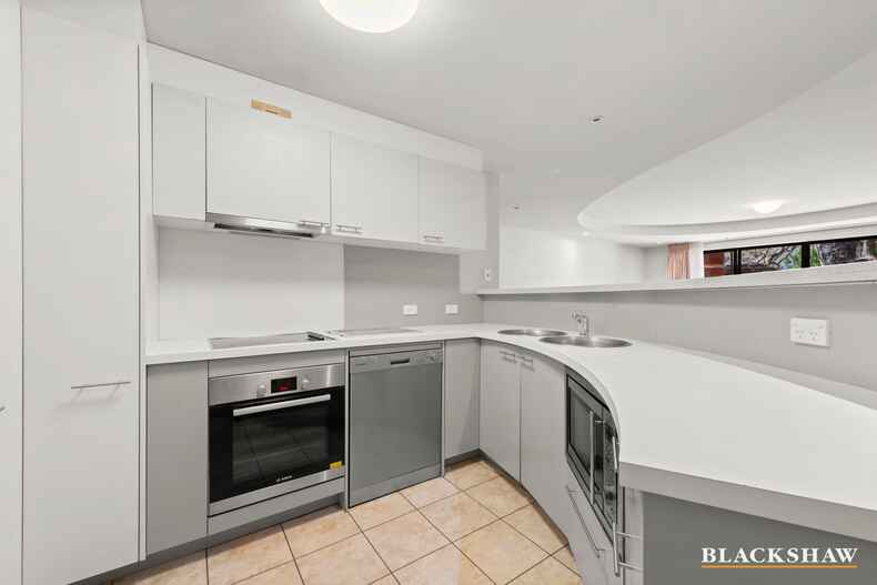 1/2 Eldridge Crescent Garran