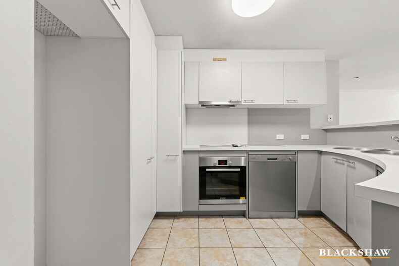 1/2 Eldridge Crescent Garran