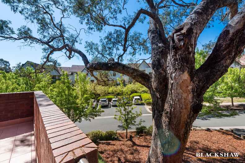 1/2 Eldridge Crescent Garran