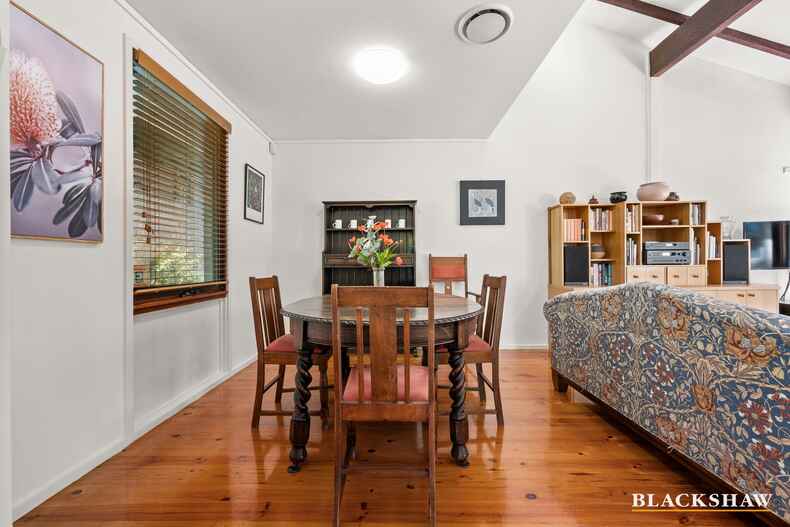 37 Barnet Close Phillip