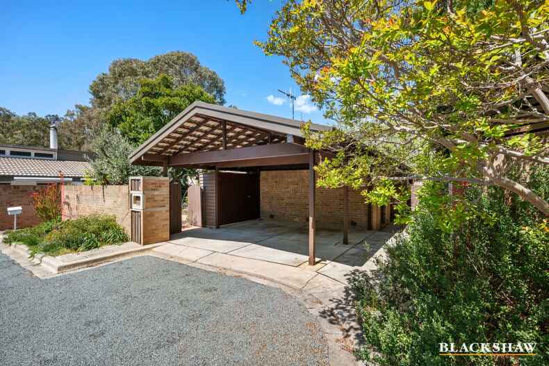 37 Barnet Close Phillip