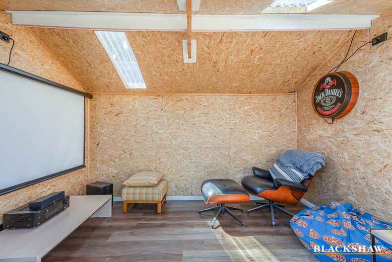 24 Harold White Avenue Coombs 24 Harold White Avenue Coombs