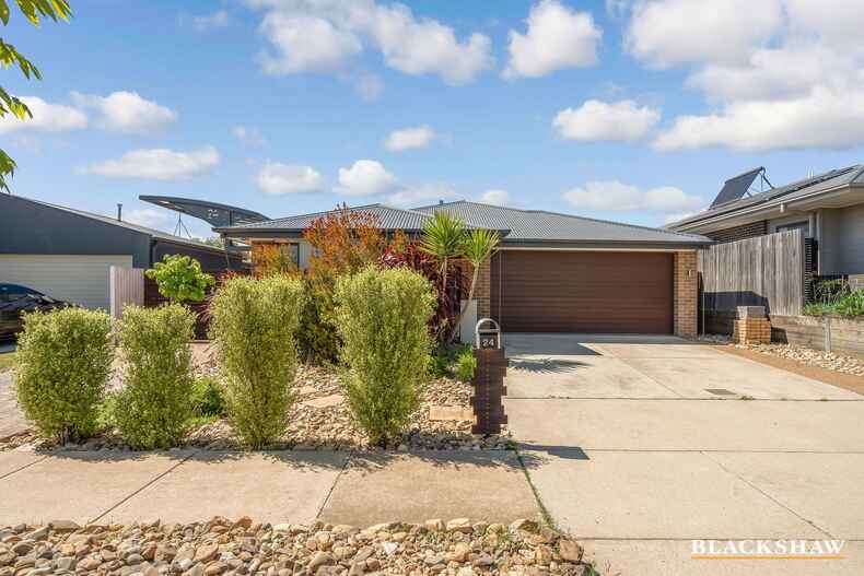 24 Harold White Avenue Coombs 24 Harold White Avenue Coombs