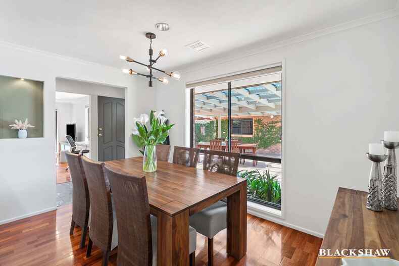 75 Summerville Crescent Florey 75 Summerville Crescent Florey