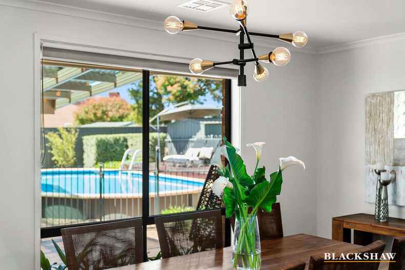 75 Summerville Crescent Florey 75 Summerville Crescent Florey