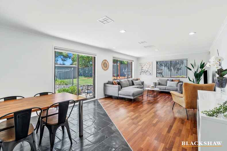 75 Summerville Crescent Florey 75 Summerville Crescent Florey