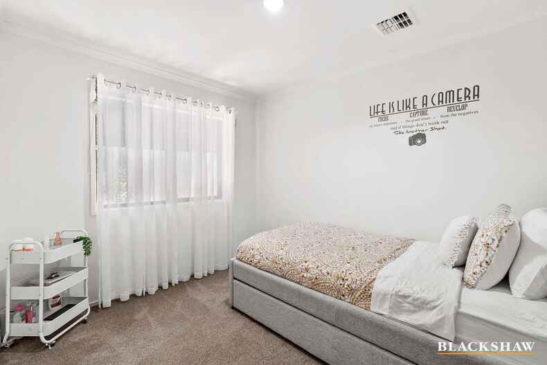 75 Summerville Crescent Florey 75 Summerville Crescent Florey