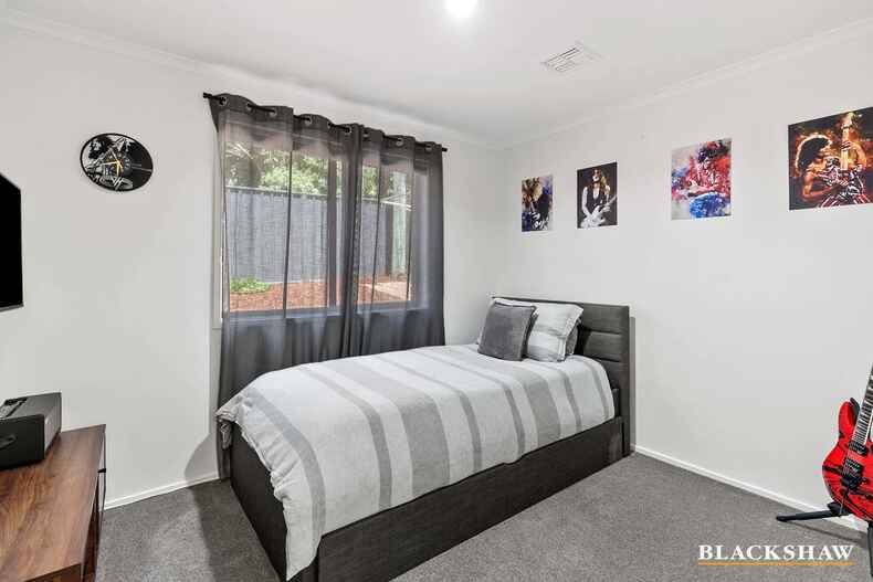 75 Summerville Crescent Florey 75 Summerville Crescent Florey