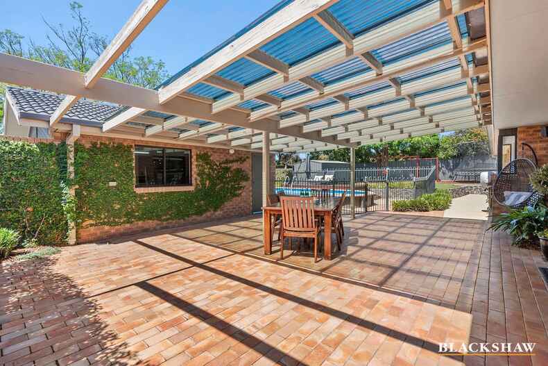 75 Summerville Crescent Florey 75 Summerville Crescent Florey