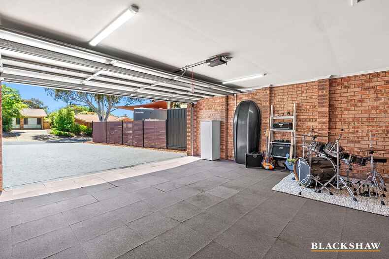 75 Summerville Crescent Florey 75 Summerville Crescent Florey