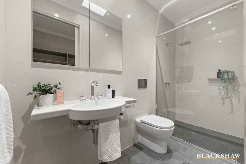 2/35 Esperance Street Red Hill 2/35 Esperance Street Red Hill