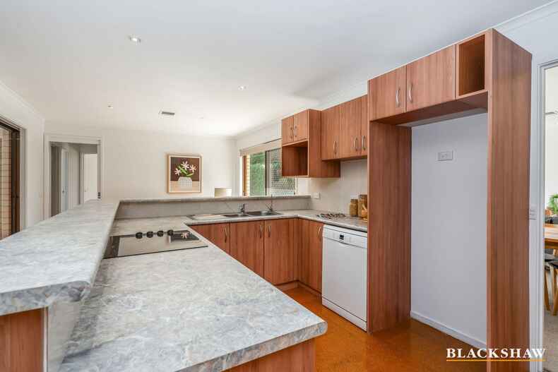 7 Bickley Close Stirling