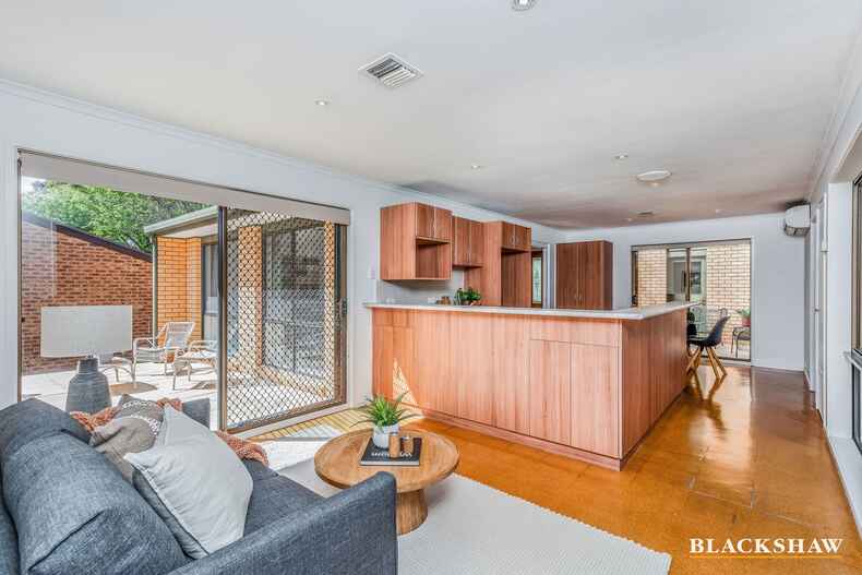 7 Bickley Close Stirling