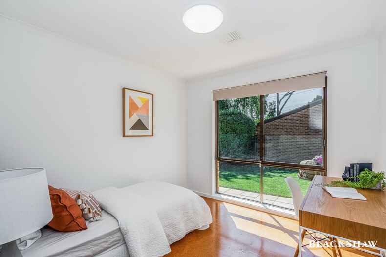 7 Bickley Close Stirling