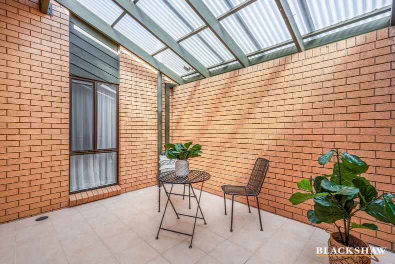 7 Bickley Close Stirling