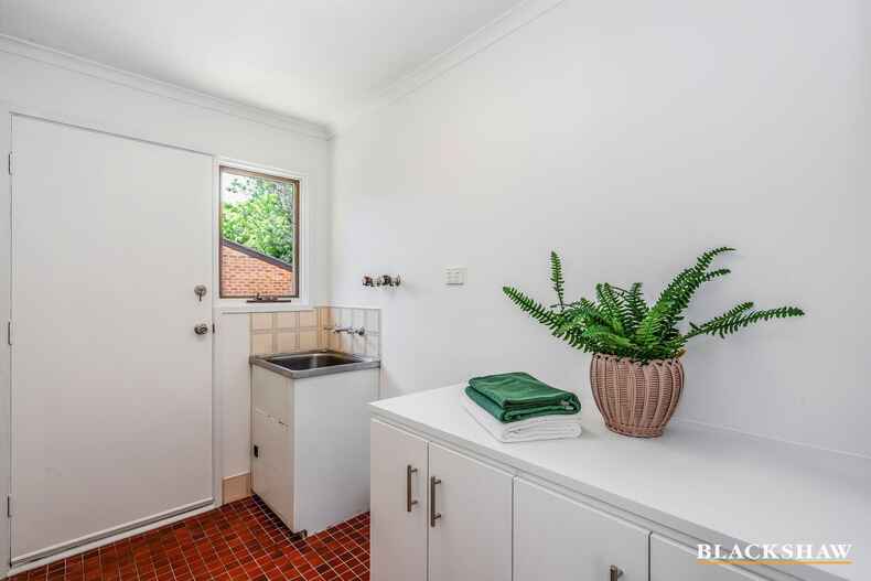 7 Bickley Close Stirling