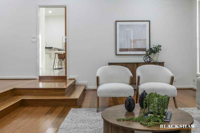 6 Pearl Gibbs Circuit Bonner