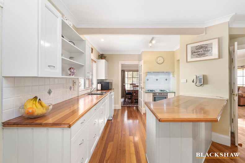 10 Poole Place Sunshine Bay 10 Poole Place Sunshine Bay