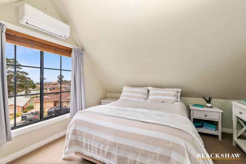 10 Poole Place Sunshine Bay 10 Poole Place Sunshine Bay