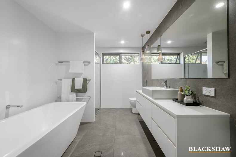 6 Crofts Place Spence 6 Crofts Place Spence